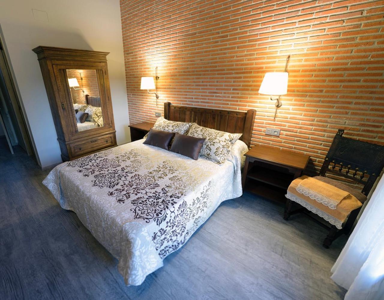 Casa Rural La Puerta Del Rio Lobos San Leonardo de Yagüe Eksteriør billede