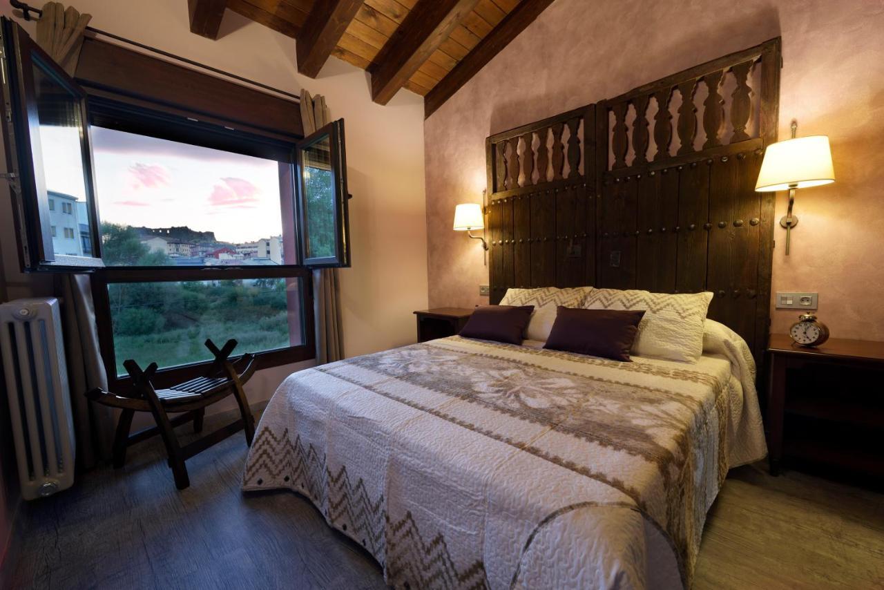 Casa Rural La Puerta Del Rio Lobos San Leonardo de Yagüe Eksteriør billede