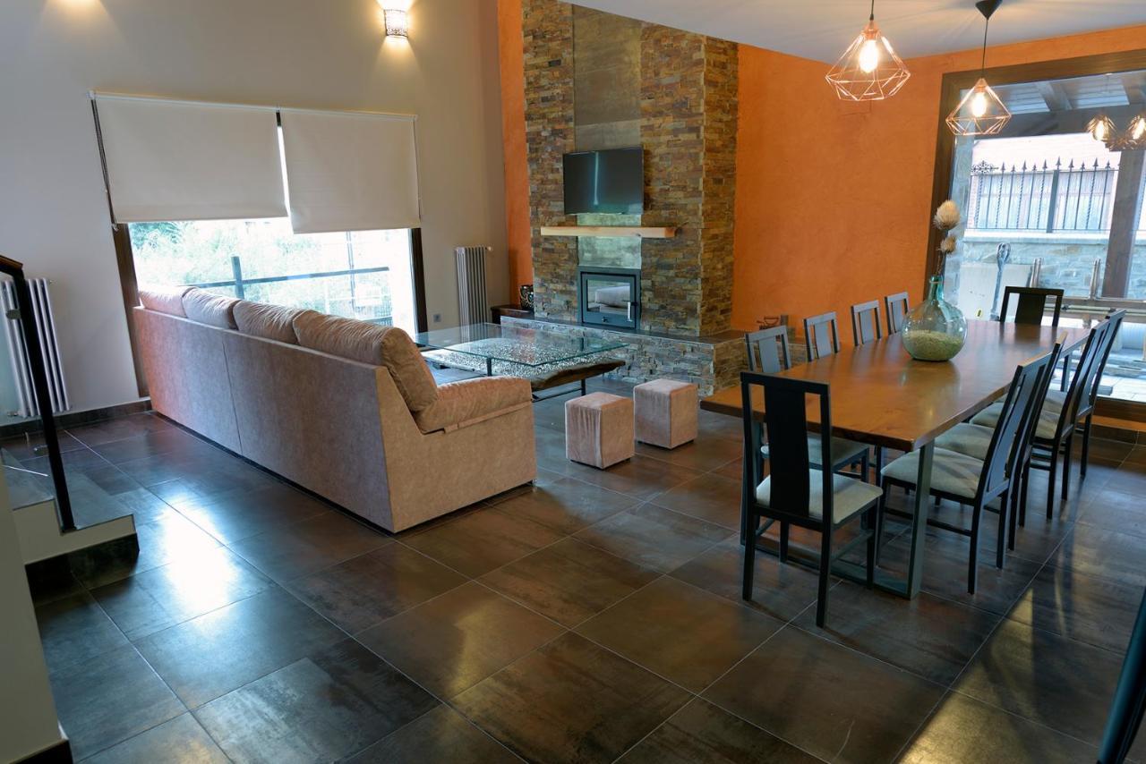 Casa Rural La Puerta Del Rio Lobos San Leonardo de Yagüe Eksteriør billede
